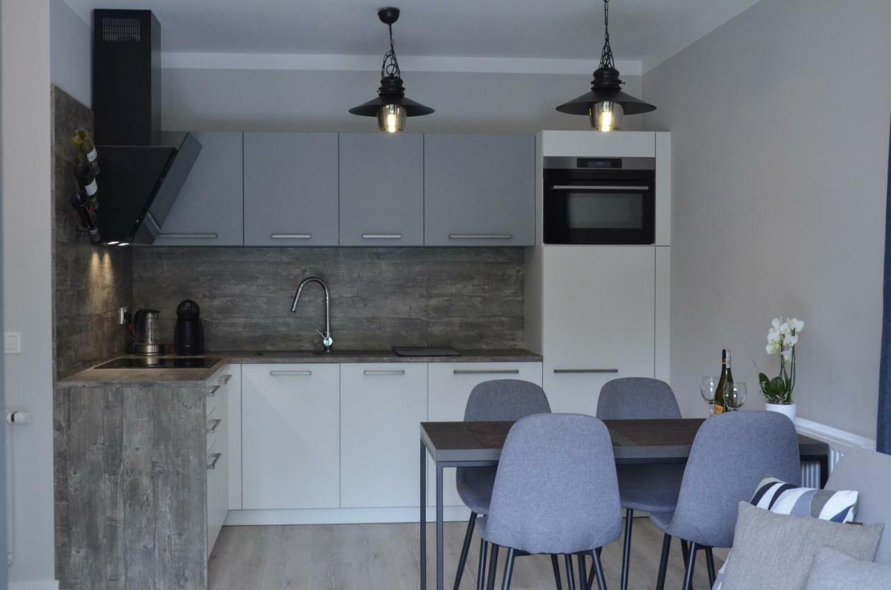 "10" Slonce Woda Las - Apartament No10 Garaz W Cenie Cedzyna Eksteriør bilde